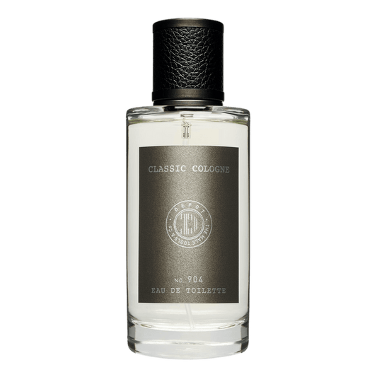Depot No. 904 Classic Cologne i glassflaske med svart lokk og grå etikett