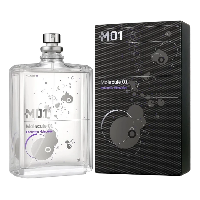 Escentric Molecules Molecule 01 Eau de Toilette i kvadratisk glassflaske med sølvpumpe og grafisk etikett