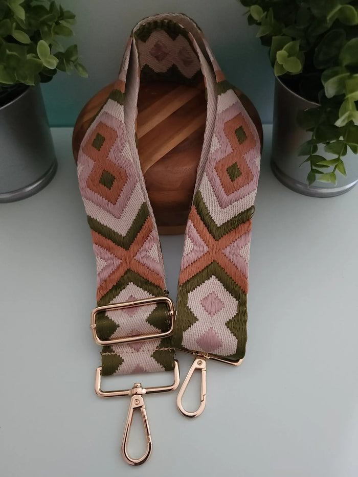Pink/Sage/Peach Diamond Woven