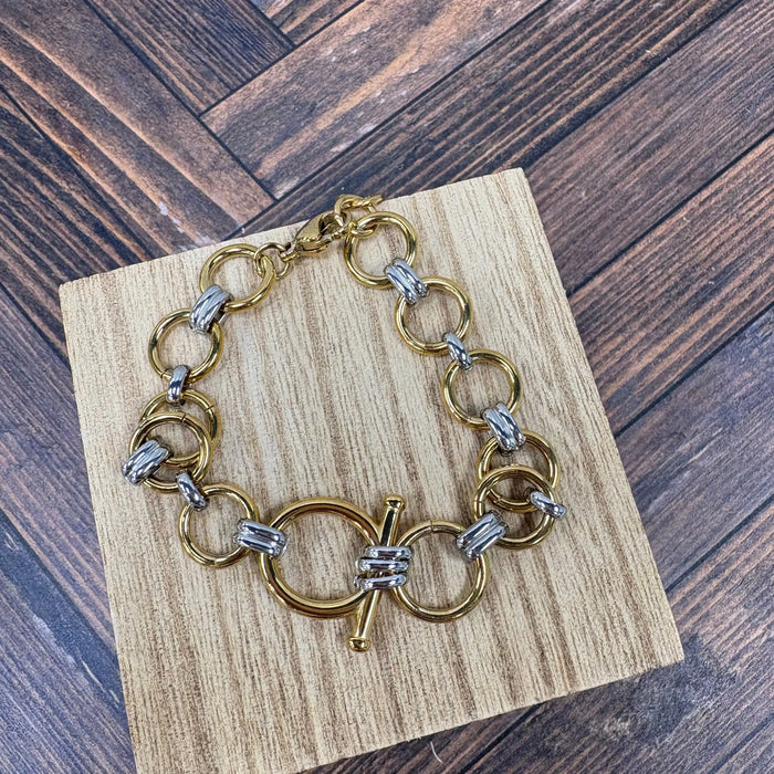 circle bar bracelet Deep South Originals