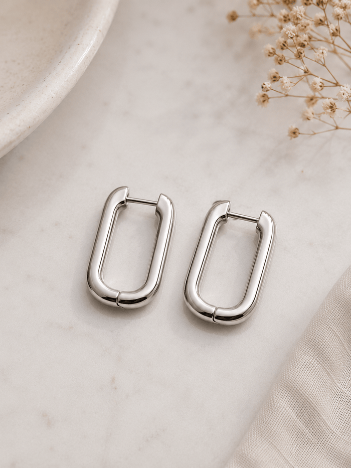 Modern Oval Hoops