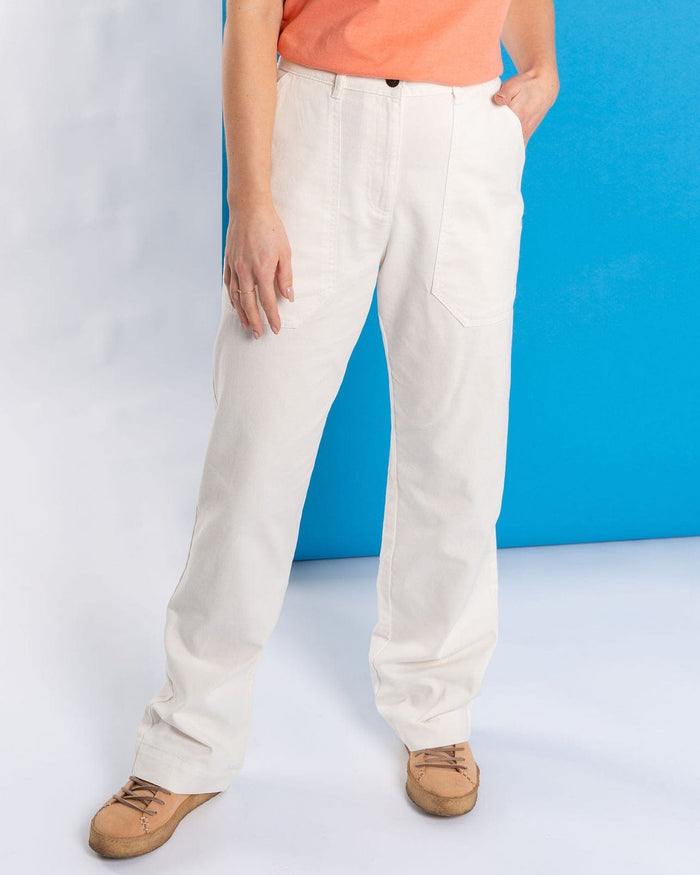Ogden Womens Straight Leg Trousers in White