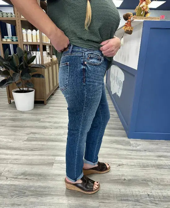 Posie MR Vintage Boyfriend Jeans Judy Blue