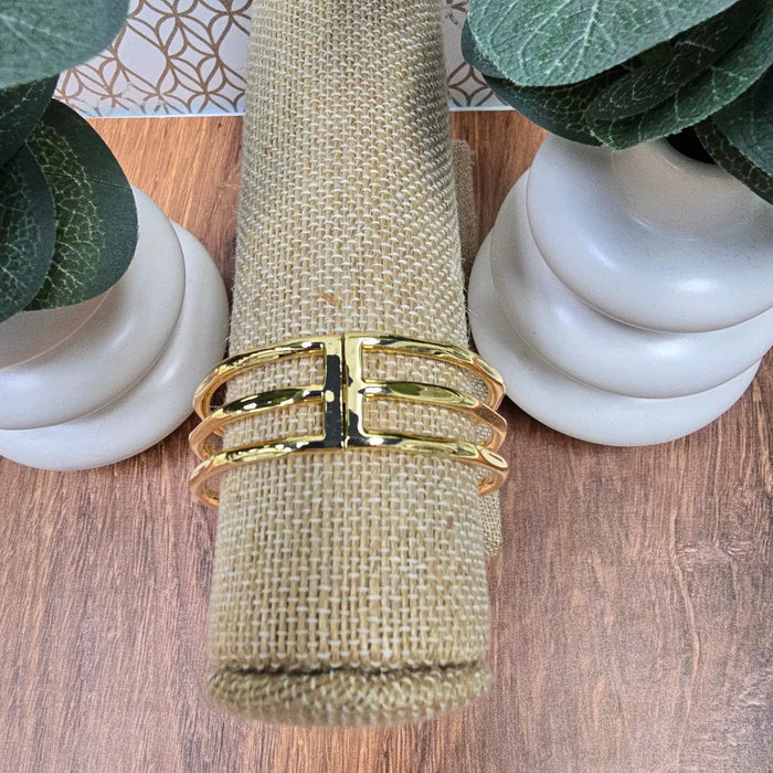 Serena Bangle Michelle McDowell