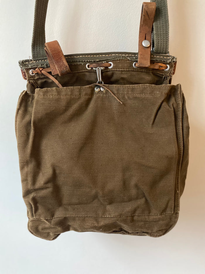 Vintage Swiss Fly-Fishing Shoulder Bag – Canvas & Leather Trim Surplus Gaming Bag