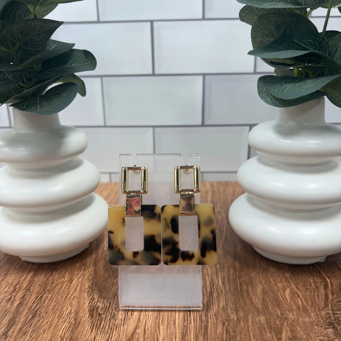 WR Tortoise Luxe Link Earrings What's Hot